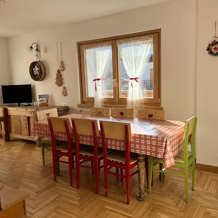 Spazzaca' Apartament Bormio
